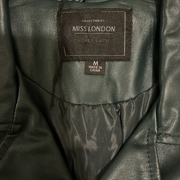 Green leather only worn once - Picture 2 of 3